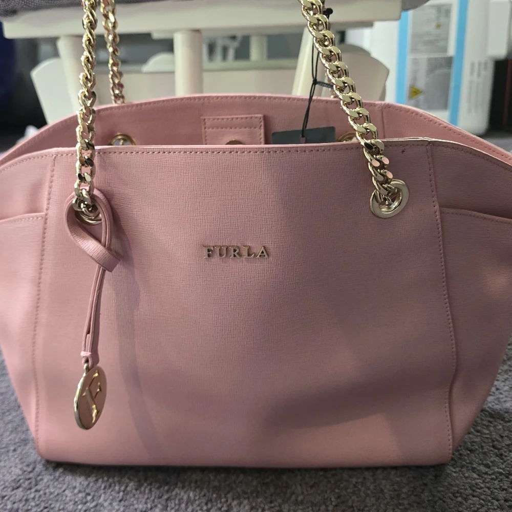 Furla Bag - Julia Medium Magnolia Light Pink Tote NEW WITH TAGS - Picture 3 of 10